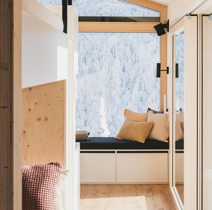 Wandlamp zwart 'MIB 6' wandlamp zwart verstelbaar GU10 IP20 DFTP - FOIR