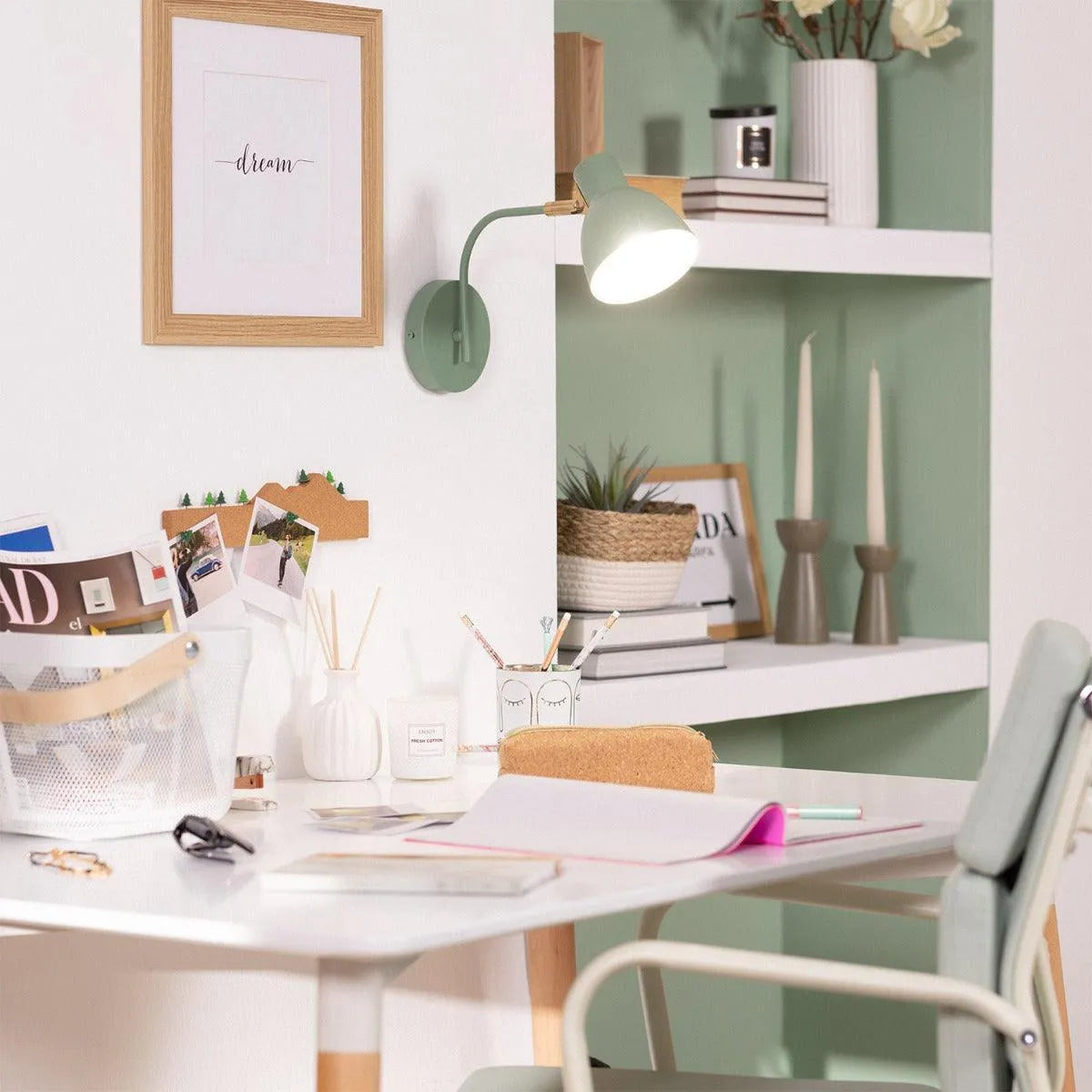 Groene wandlamp e27 fitting verstelbaar bureau