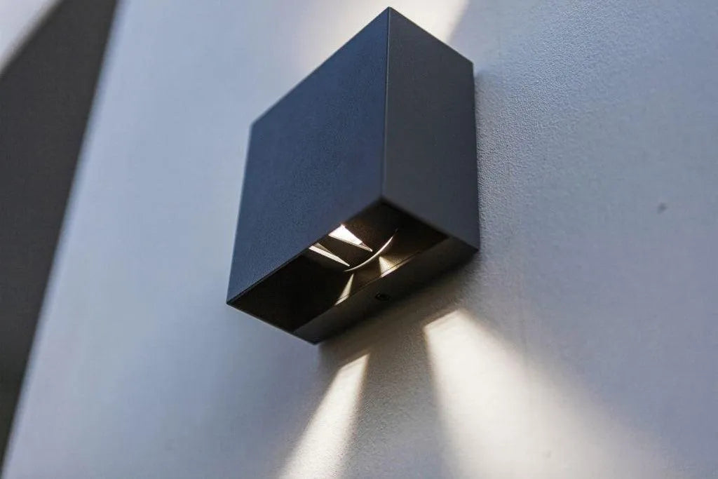 Gevelverlichting kubus vierkant 'Gemini beams' donkergrijs led lamp 11 cm - FOIR