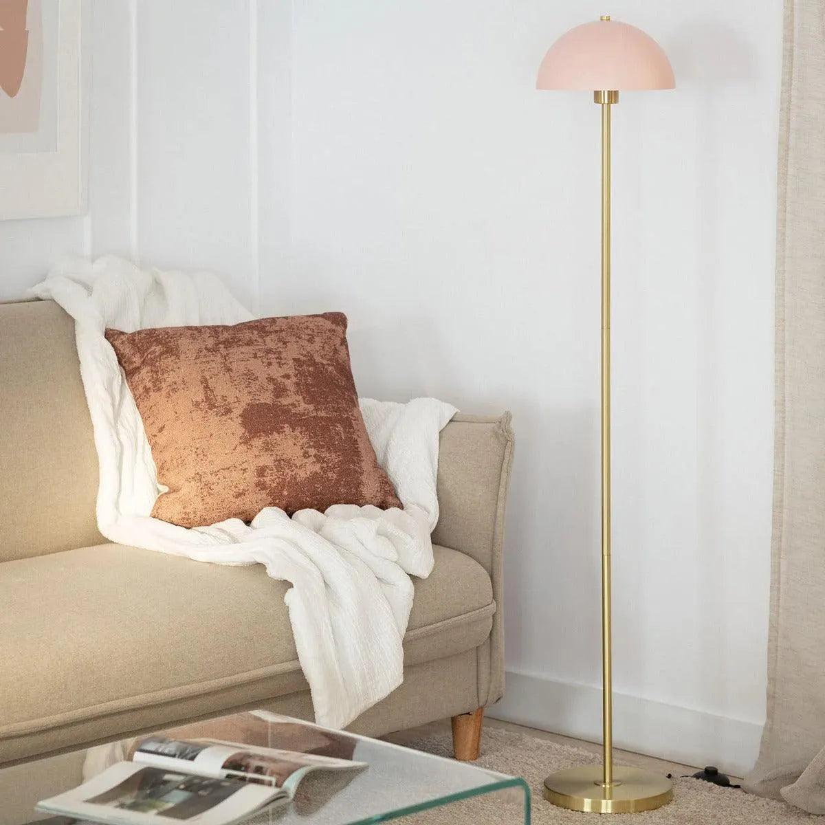 Vloerlamp roze & messing vloerschakelaar E27 fitting 'Audet' 138 cm - FOIR