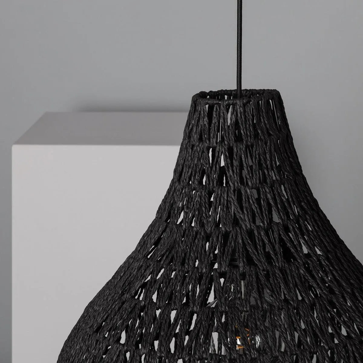 Gevlochten hanglamp zwart e27 fitting rond