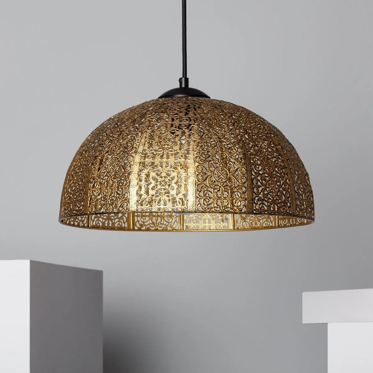 Gouden hanglamp metaal open filigrain e27 fitting oosters