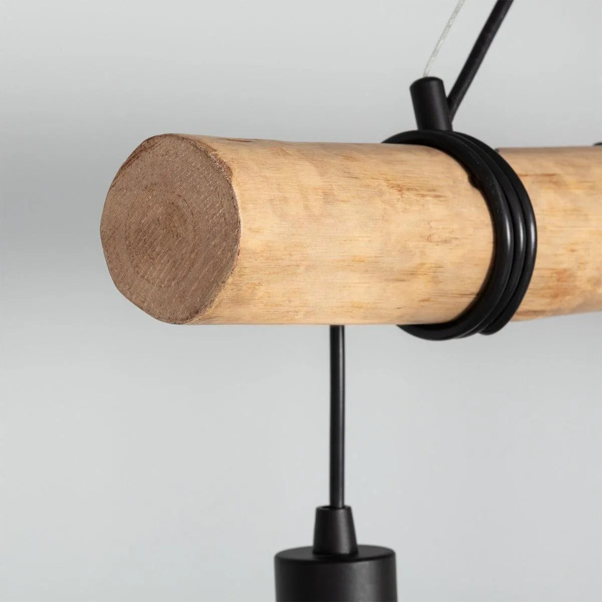 Hanglamp modern metaal zwart voor boven de eettafel