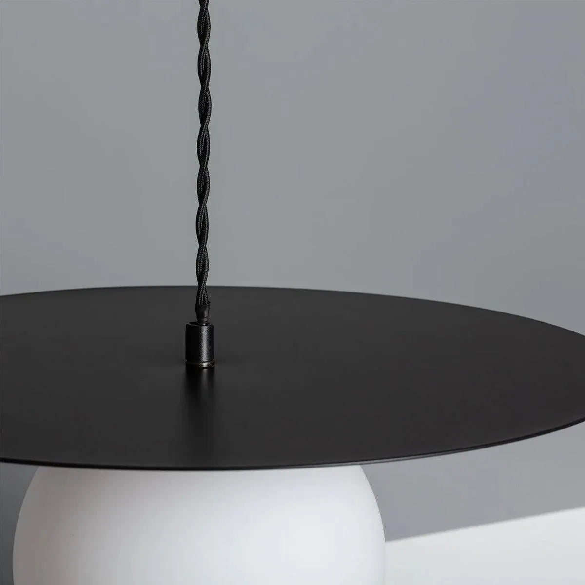 Hanglamp zwart & opaalglazen bol E14 fitting 'Allard' - FOIR