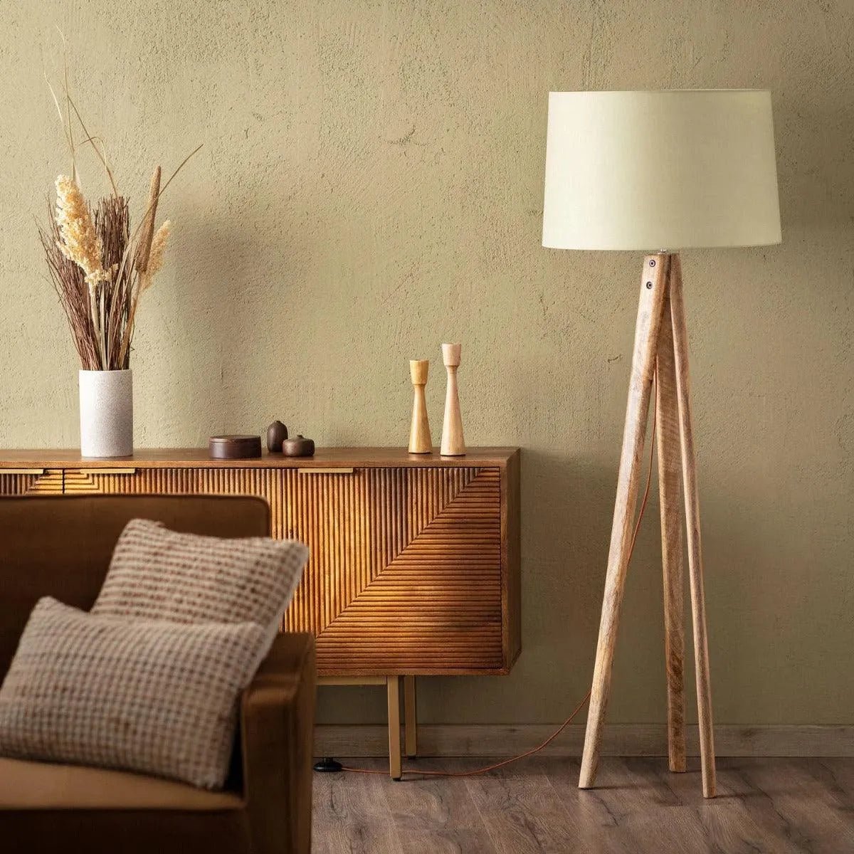 Vloerlamp met 3 houten poten & stoffen E27 fitting 'Melchior' 162 cm - FOIR