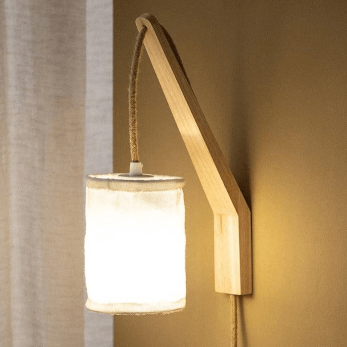 Wandlamp modern stoffen kap 'Kazu' hout textiel E27 fitting stof modern - FOIR