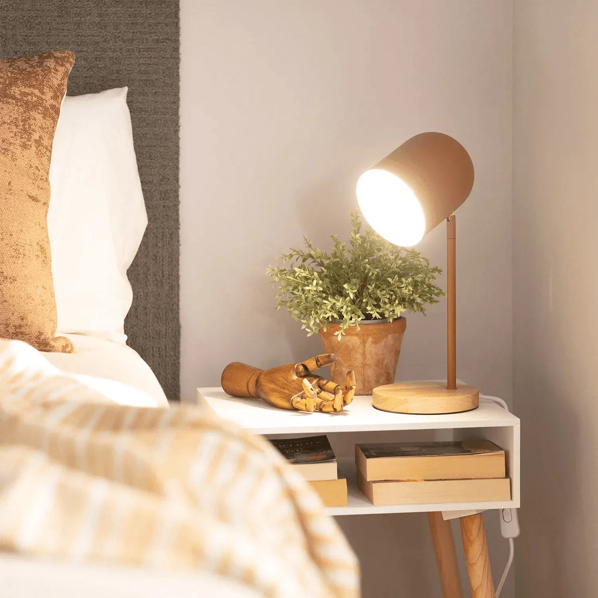 Kleine tafellamp hout met verstelbare kap schakelaar & E27 fitting - FOIR