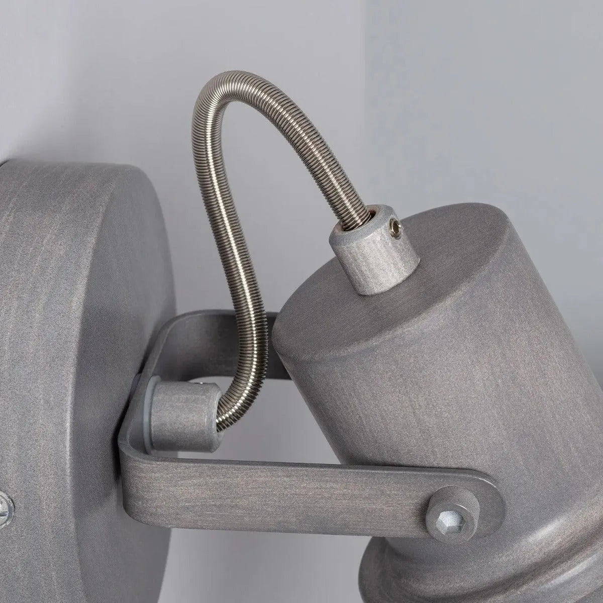 Wandlamp beton grijs industrieel E14 fitting - FOIR