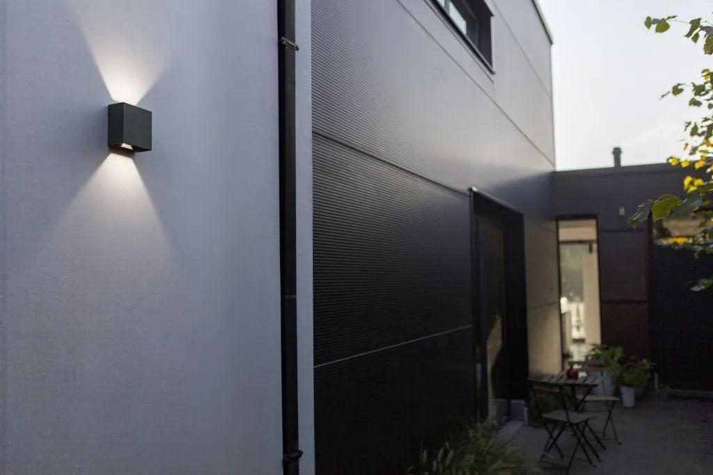 Gemini beams wandlamp denkergrijs met LED lichtbronnen en verwisselbare lichtpatronen