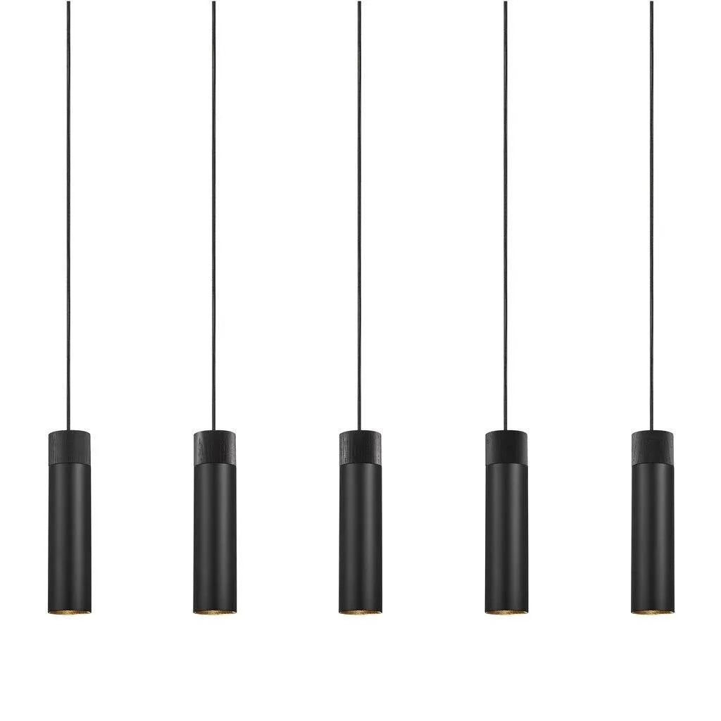 Kookeiland hanglamp voor boven de eettafel met houten delen