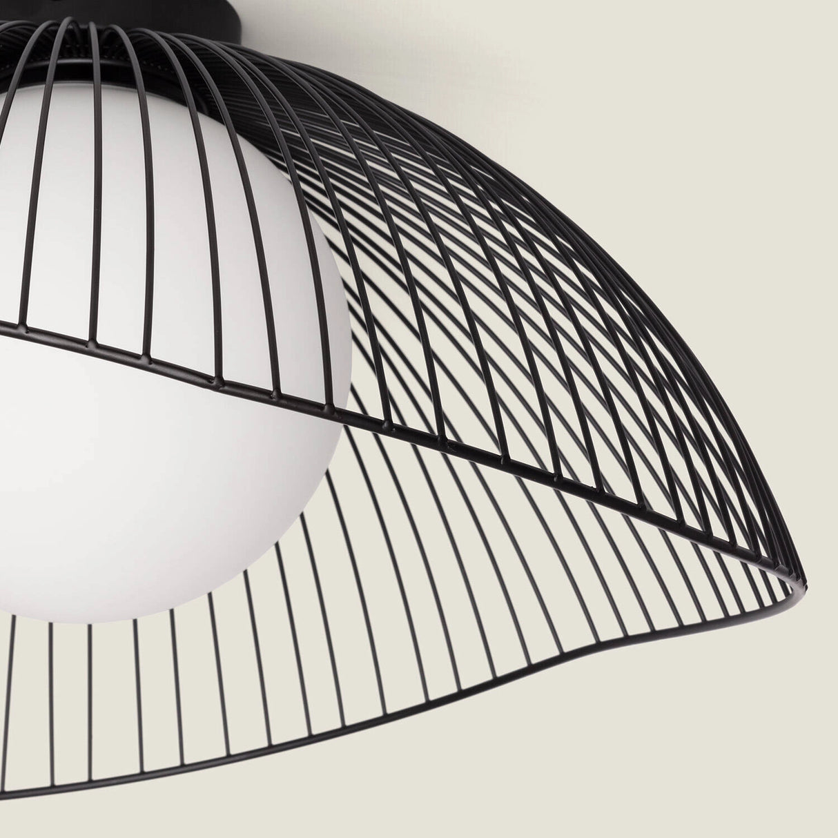 Plafondlamp metaal en glas zwart draad staal