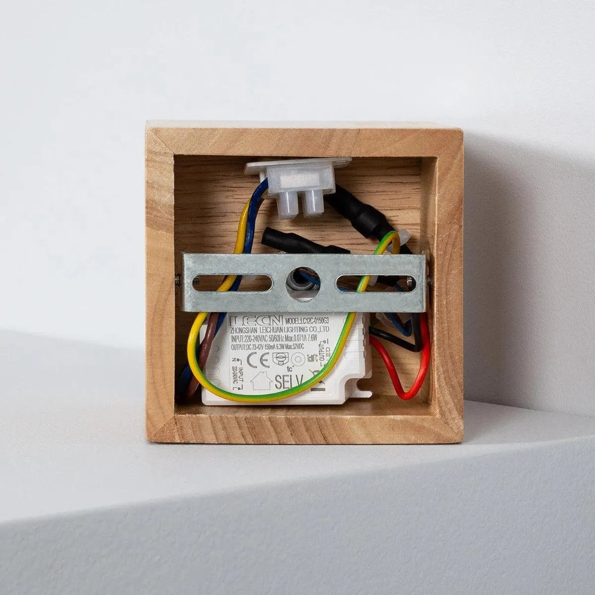 Plafondspot LED hout vierkant 6W 2700K warm wit 'Sigrid' - FOIR