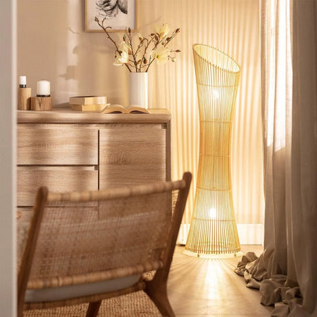 Staande lamp hout modern hoek