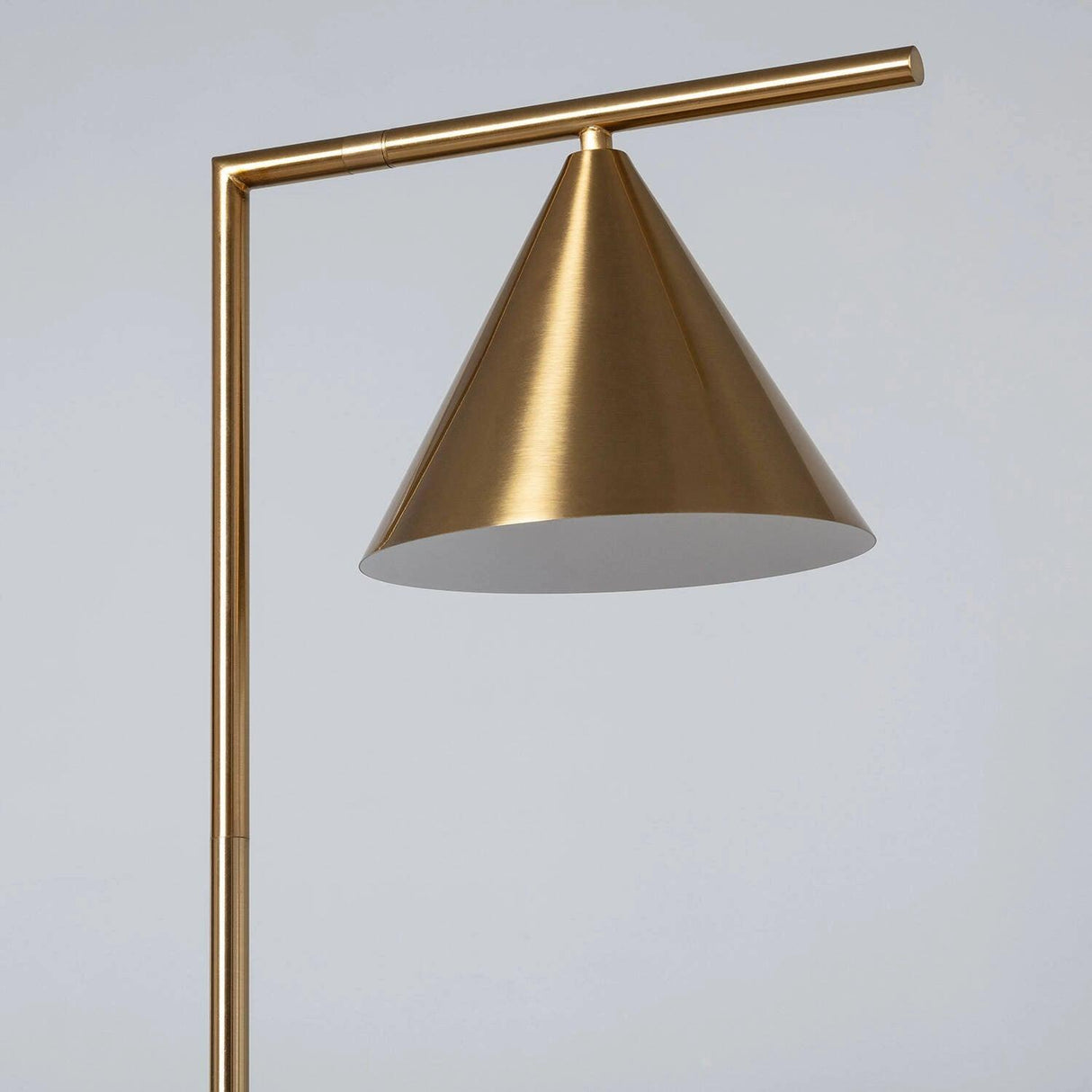 Gouden staande lamp met marmeren voet & E27 fitting 'Marie' 150cm - FOIR