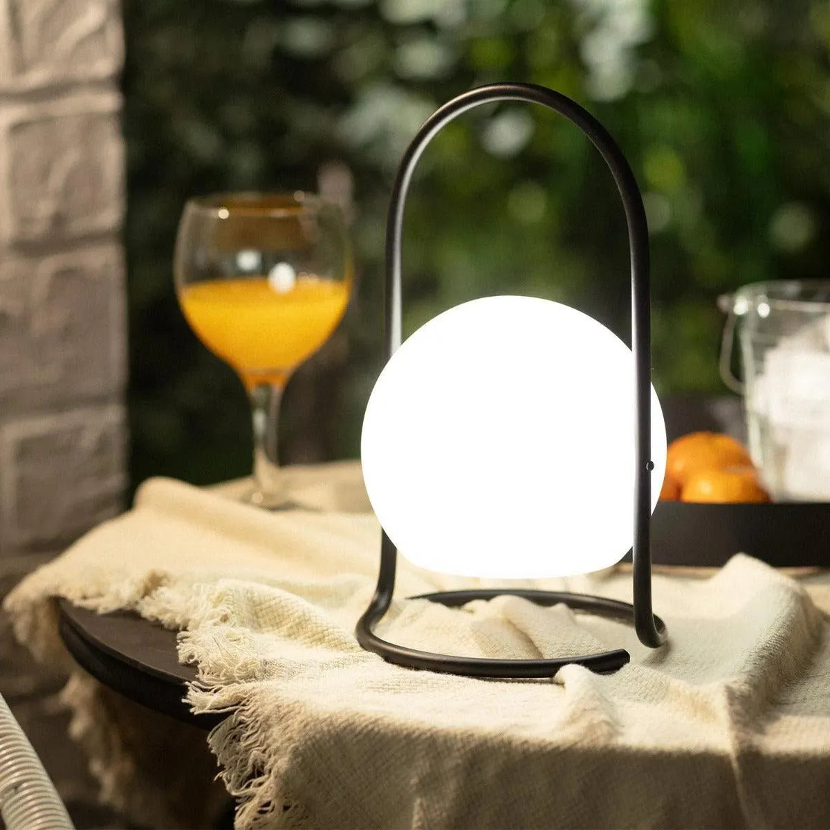 Design lamp oplaadbaar LED tafellamp zwart & wit dimbaar 'Rizzo' - FOIR