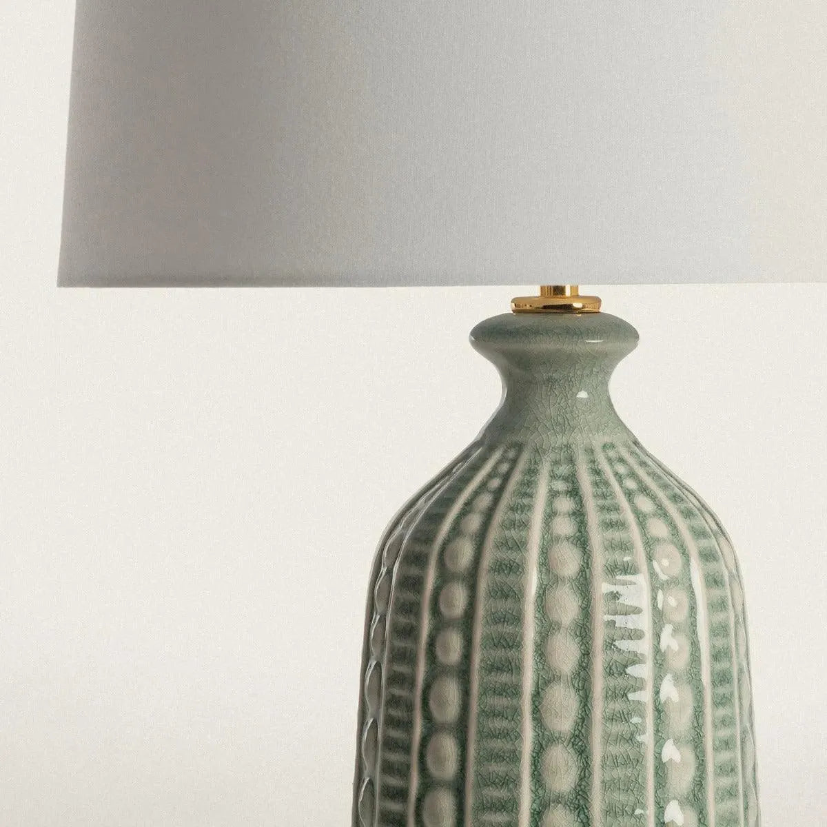 Tafellamp kaki-groen porselein met stoffen kap E27 fitting 'Adrien' - FOIR