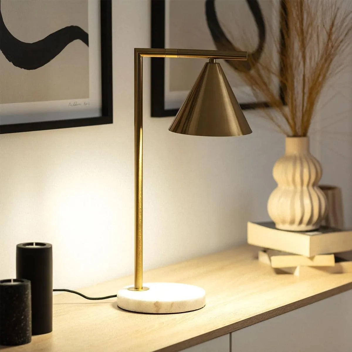 Gouden tafellamp met marmeren voet & E27 fitting 'Marie' - FOIR