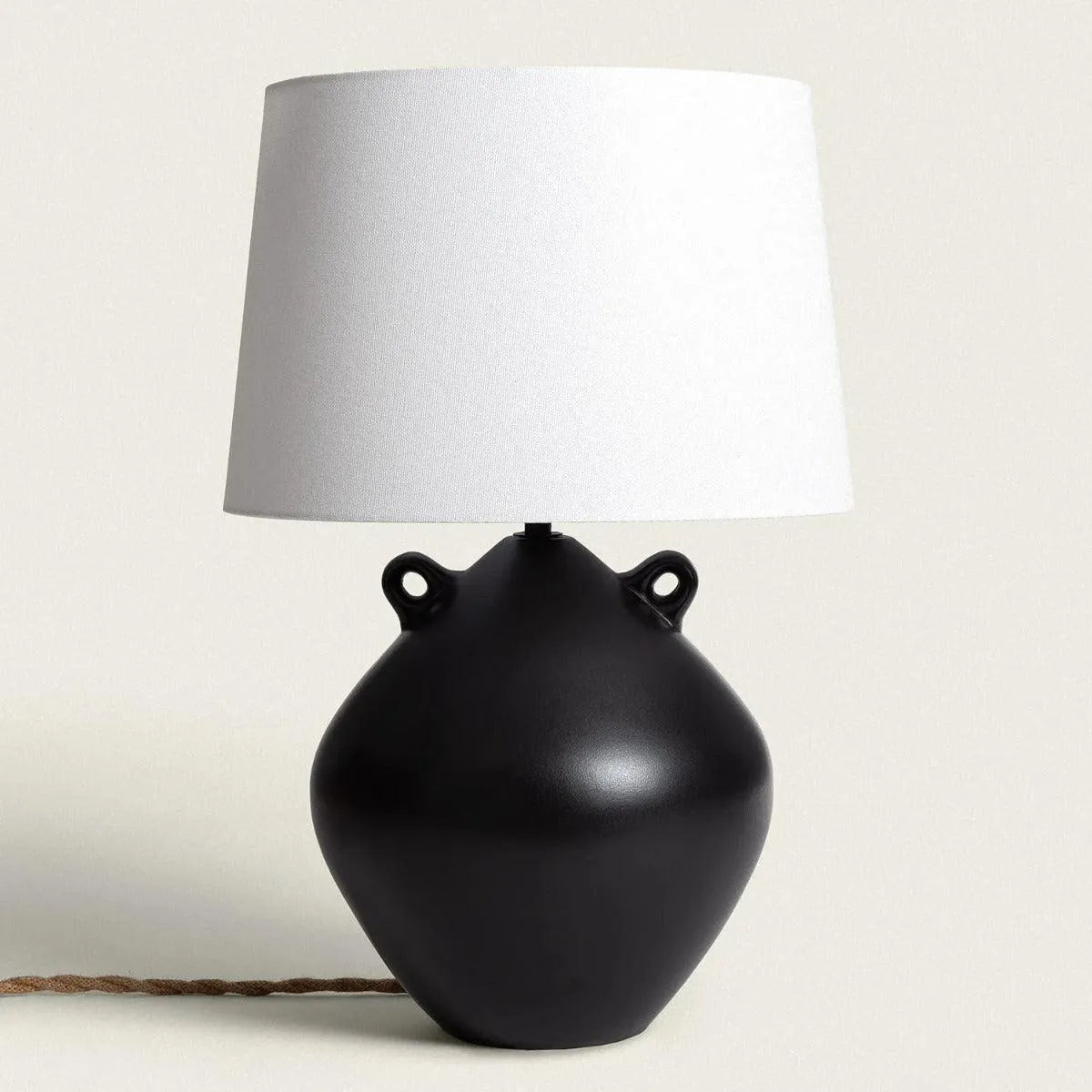 Tafellamp zwart met witte stoffen kap vensterbanklamp woonkamer slaapkamer