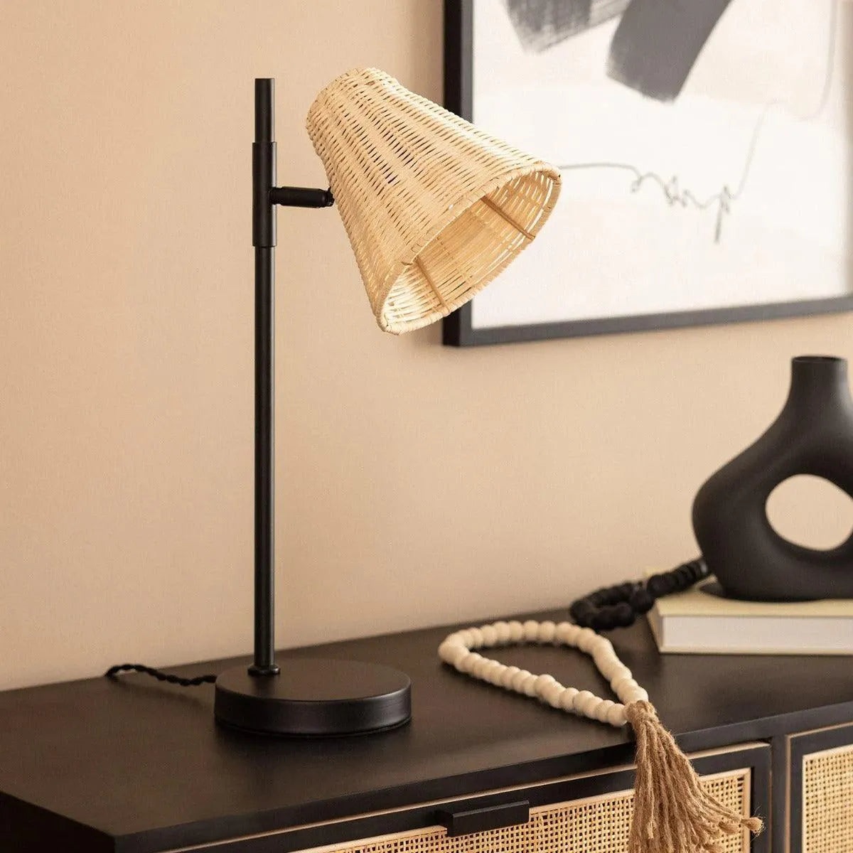 Tafellampje zwart met verstelbare rotan kap en E14 fitting 'Avare' 47cm - FOIR