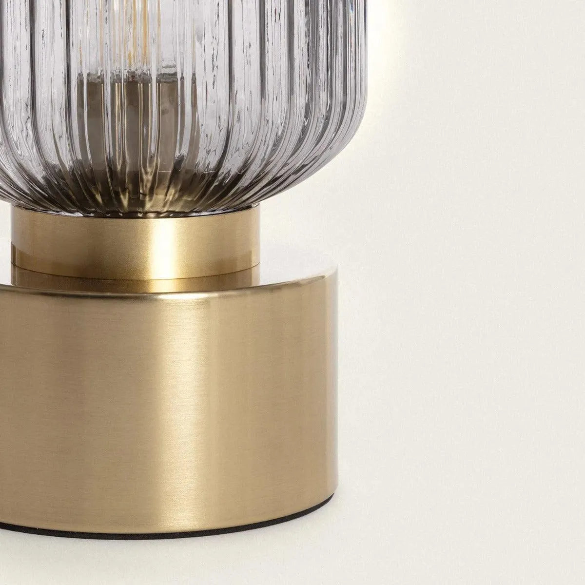 Art deco tafellampje goud met glazen kap 'Jettie' - FOIR