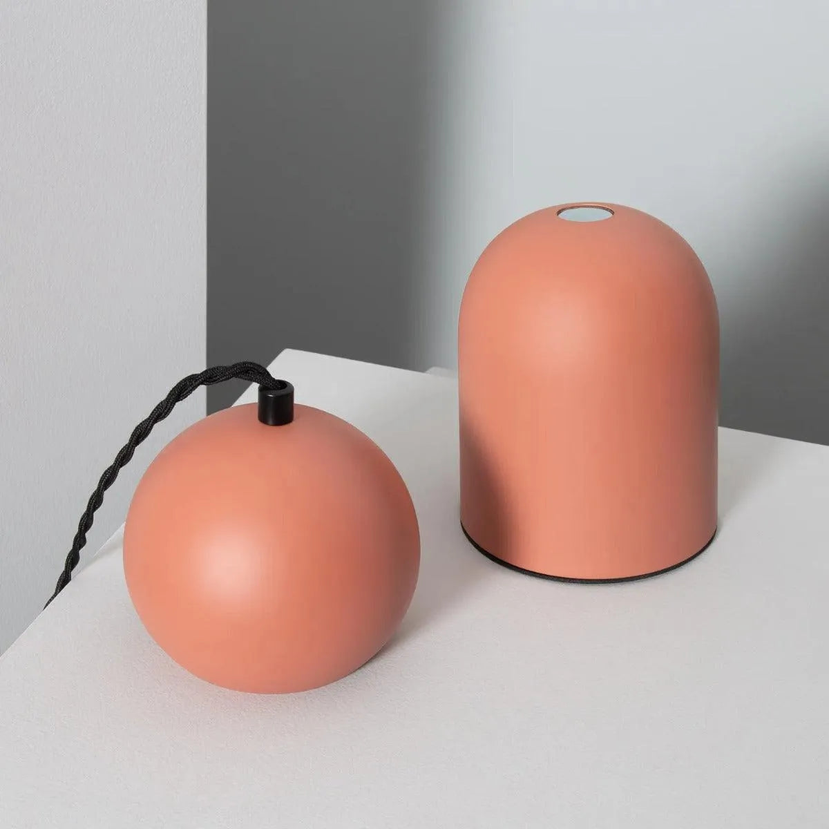 Kleine tafellamp verstelbaar met magneet E14 fitting stekker & schakelaar 'Buccho' - FOIR