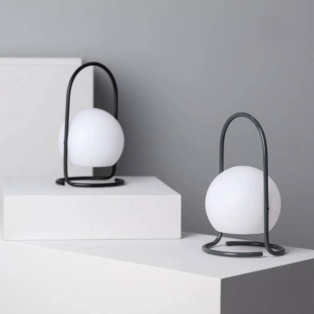 Design lamp oplaadbaar LED tafellamp zwart & wit dimbaar 'Rizzo' - FOIR