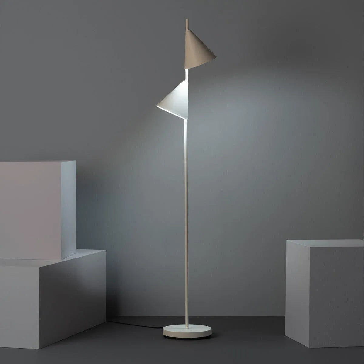 Staande lamp wit modern e14 fitting twee kappen