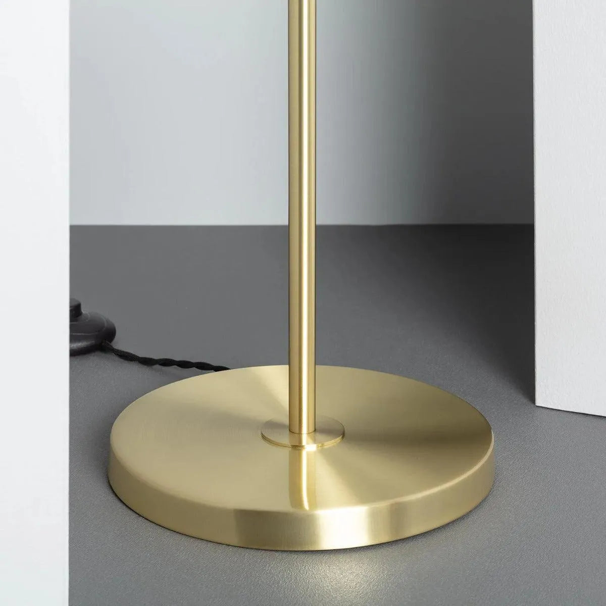 Vloerlamp roze & messing vloerschakelaar E27 fitting 'Audet' 138 cm - FOIR