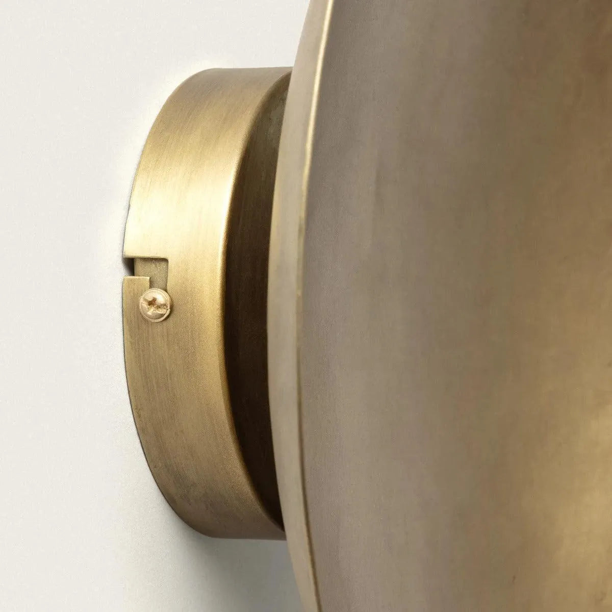 Wandlamp goud met E27 fitting 'Raina' - FOIR