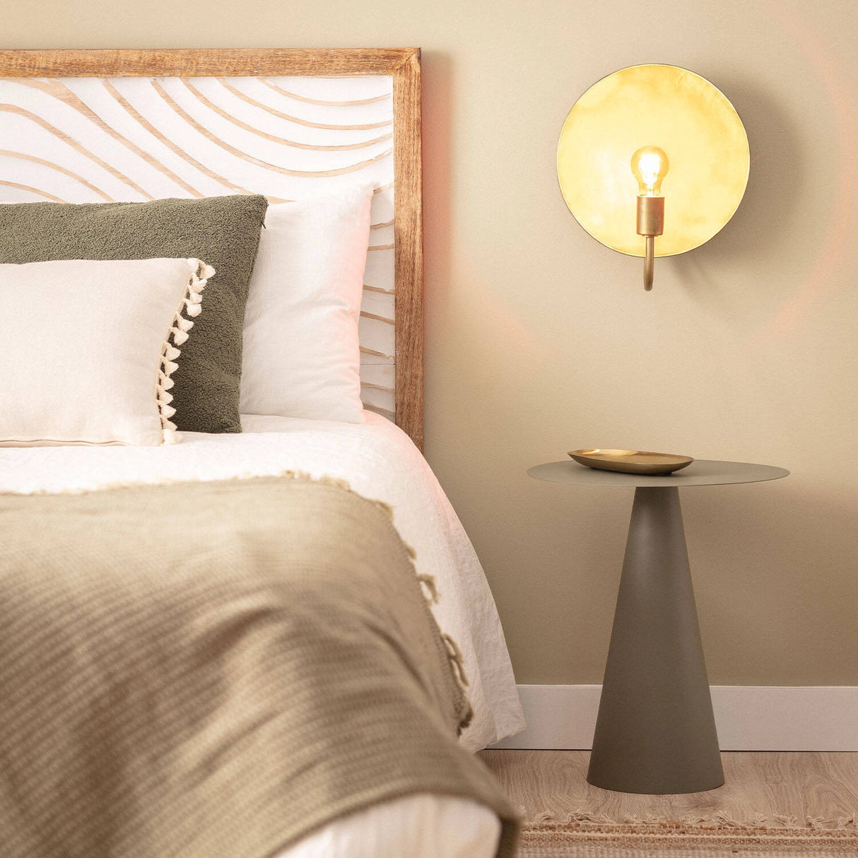 Wandlamp goud rond e27 fitting bedlamp