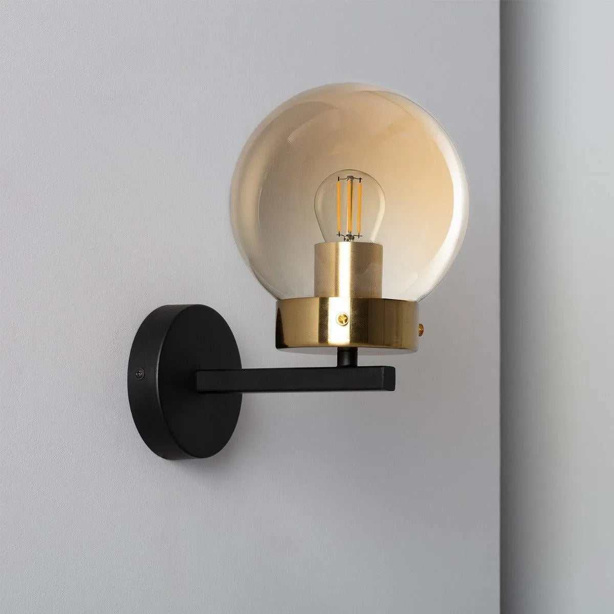 Wandlamp 'Laura' zwart messing E27 fitting goud glas 21 cm - FOIR