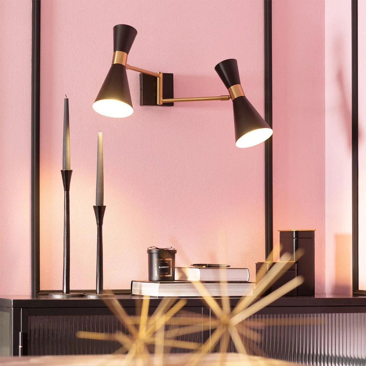 Wandlamp dubbel modern 2x kap e14 fitting=