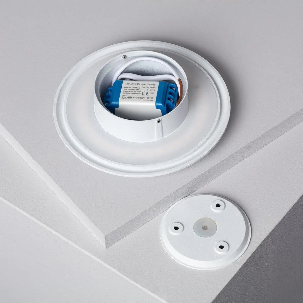 Wandlamp wit rond led lamp warm wit