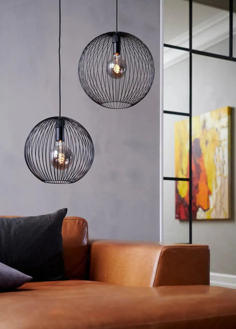 Zwarte hanglamp met ingebouwde E27 fitting nordlux beroni kooi hanglamp 