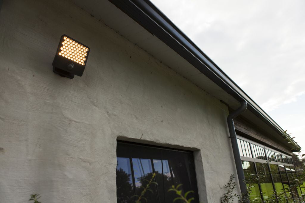 Breedstraler led lamp Security Atlantis bewegingssensor 24w 3000k Warm Wit