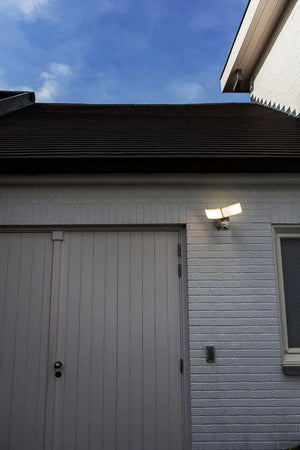 Buitenlamp met sensor en camera Witte buitenlamp flood light camera verstelbaar 