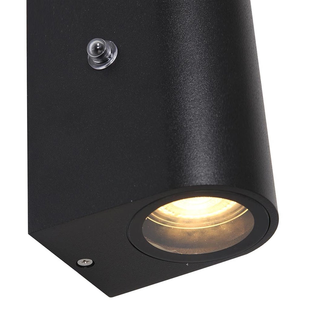 Buitenlamp vierkant 'Jake' met lichtsensor 2x gu10 15 cm