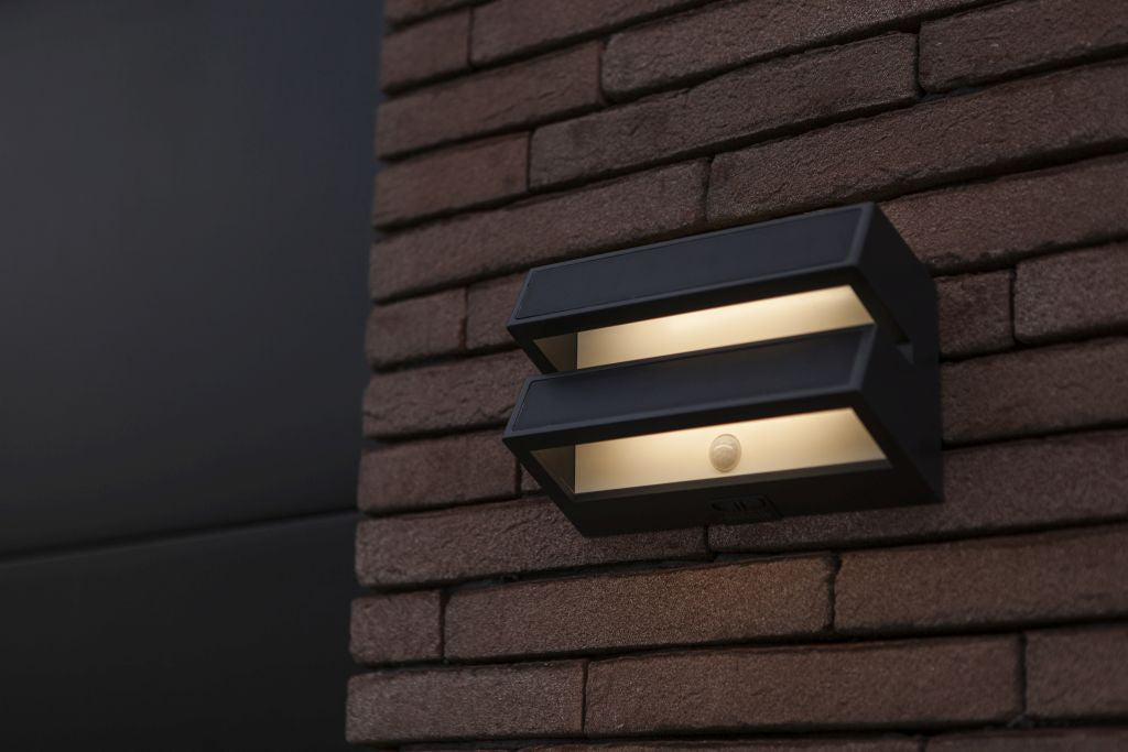 Buitenlamp solar met sensor Grijs Lutec Barlo