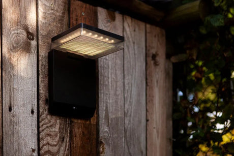 Buitenlamp zwart solar verstelbaar modern led lamp 