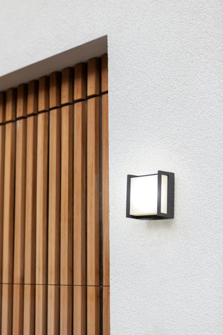 Helder witte LED wandlamp 4000k Lutec 5195401118 