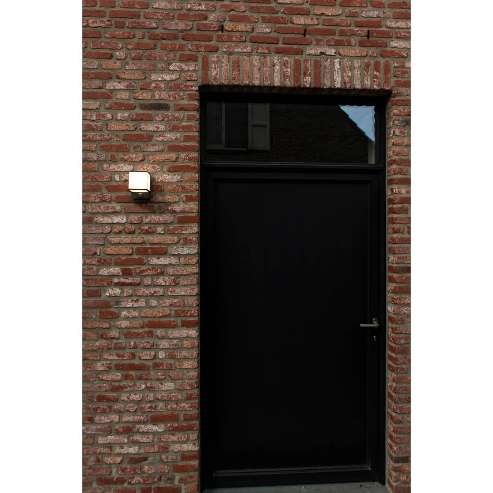 Buitenlamp vierkant met sensor Doblo