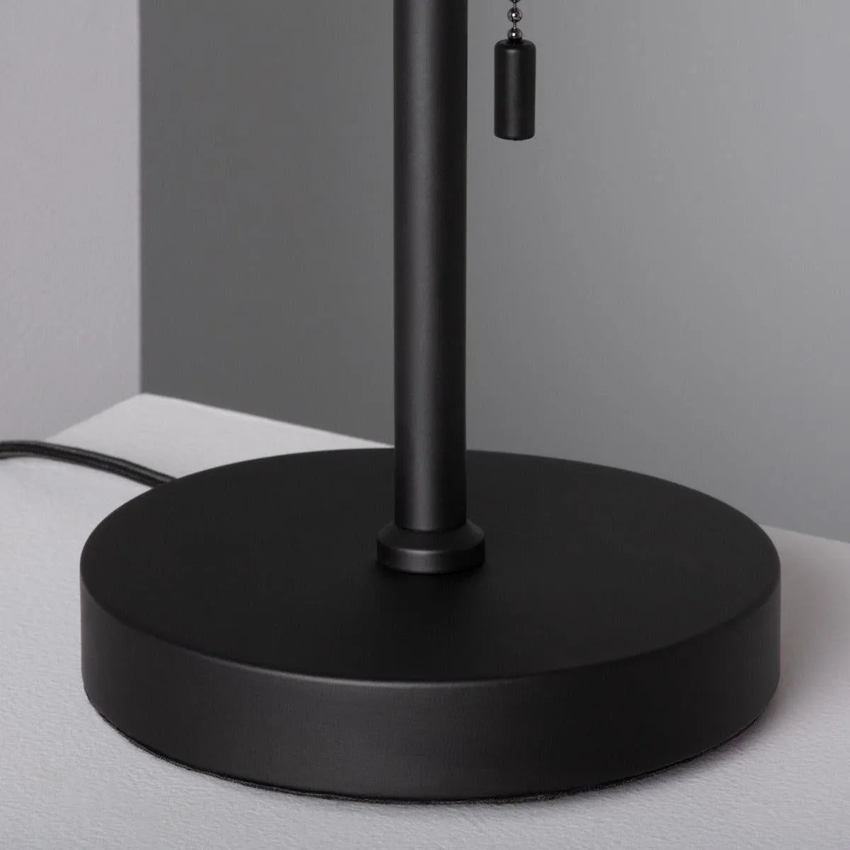 Tafellamp zwart met trekschakelaar modern metaal