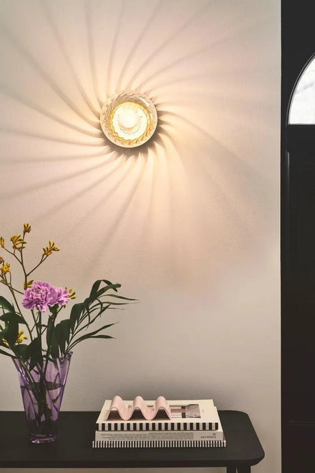 Wandlamp messing met glazen kap E14 fitting & schakelaar 'Chisell' - FOIR