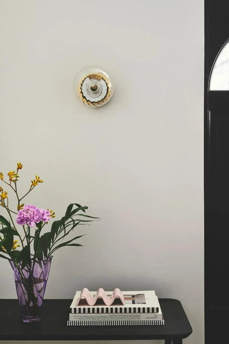 Wandlamp messing met glazen kap E14 fitting & schakelaar 'Chisell' - FOIR