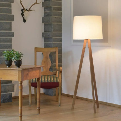 Staande lamp hout driepoot HerzBlut 'Tre' stoffen kap E27 fitting 157cm - FOIR