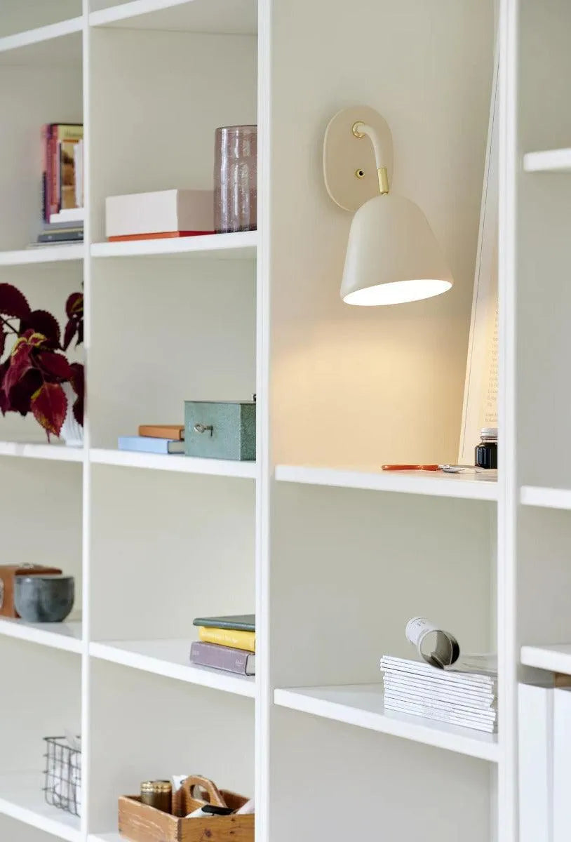 Wandlamp met schakelaar en E14 fitting fleur modern design