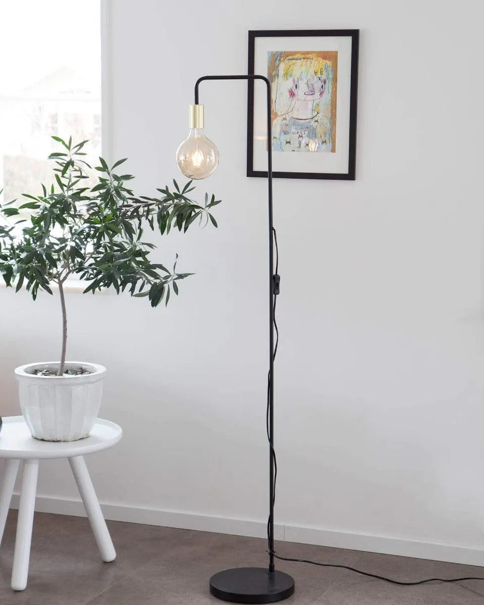 Grote vloerlamp minimalistisch met schakelaar en E27 fitting design by rydens