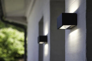 Donkergrijze LED (3000k, warm wit) gevelverlichting Lutec Gemini 22 cm - FOIR