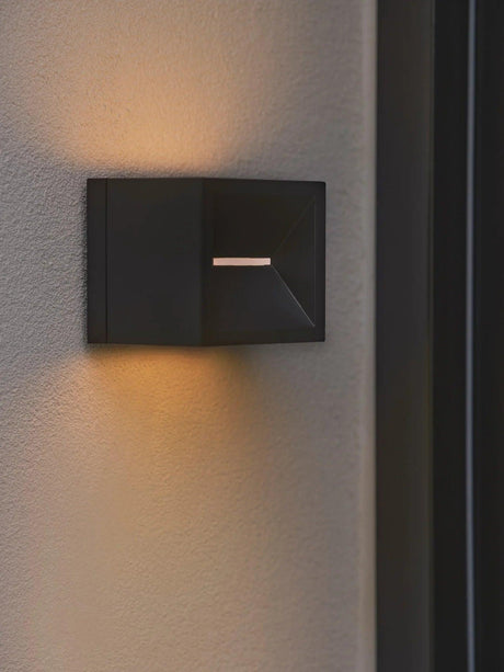 Buitenlamp zwart vierkant metaal 'Rivo' 10cm - FOIR