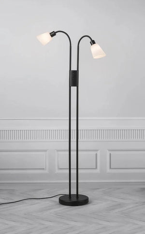 Grote vloerlamp mat zwart met schakelaars en e14 fittingen nordlux design 